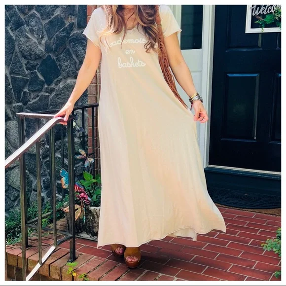 Mademoiselle en Baskets Tshirt Boho DressMade in Italy - Picture 3 of 9